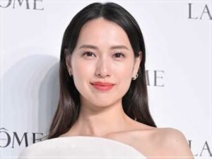 戸田恵梨香